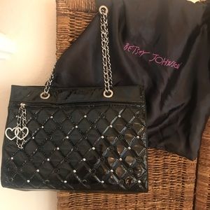 💕BETSEY JOHNSON Quilted Black Patent Purse
